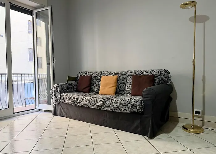 Διαμέρισμα Host4u - In Centro A Con Balcone - Casa Margherita *