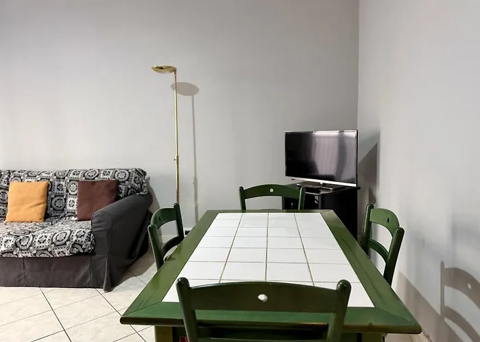 Host4u - In Centro A Con Balcone - Casa Margherita Διαμέρισμα Imperia