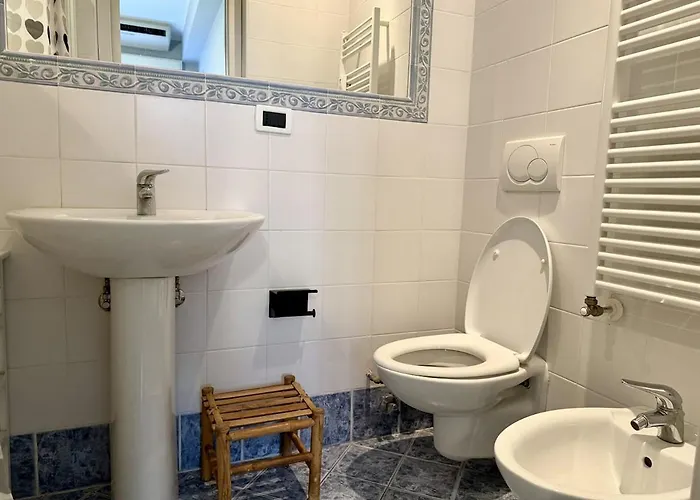Διαμέρισμα Host4u - In Centro A Con Balcone - Casa Margherita